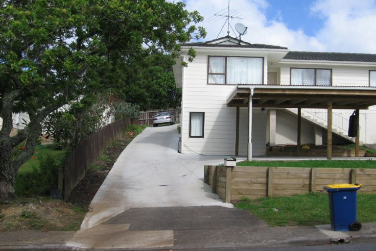 Photo of property in 28 Pisces Road, Glen Eden, Auckland, 0602