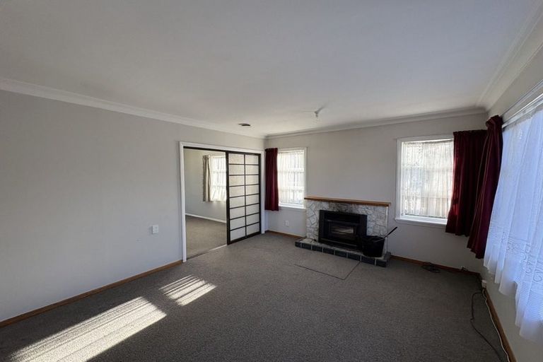 Photo of property in 21 Freyberg Street, Levin, 5510