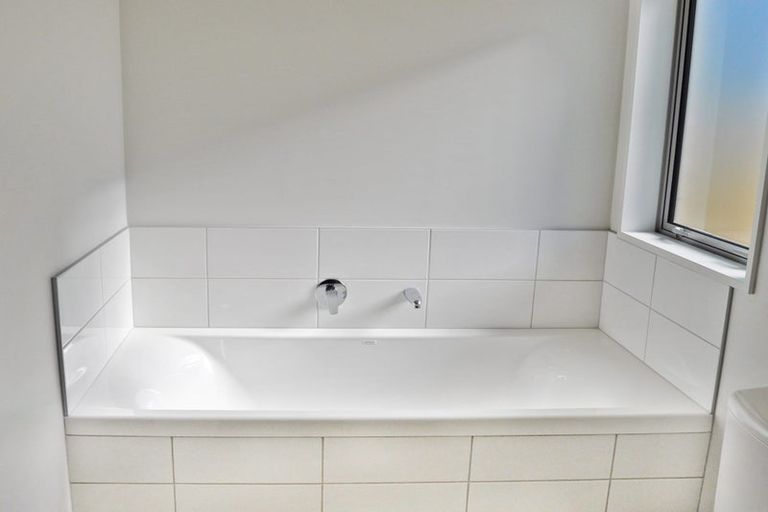 Photo of property in 30 Fairwater Road, Warkworth, 0910