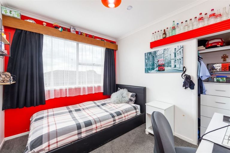 Photo of property in 57 Fairmount Road, Titirangi, Auckland, 0604