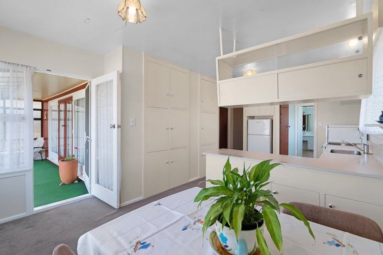 Photo of property in 146 Springs Road, Hornby, Christchurch, 8042