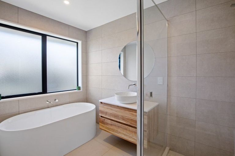 Photo of property in 43 Chris Drive, Rolleston, 7614