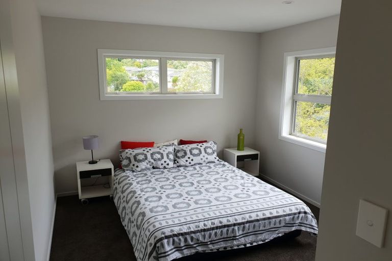 Photo of property in 20 De Val Drive, Titirangi, Auckland, 0604