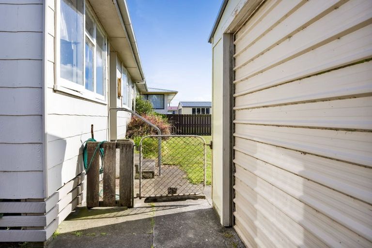Photo of property in 32 Rangauri Street, Manaia, 4612