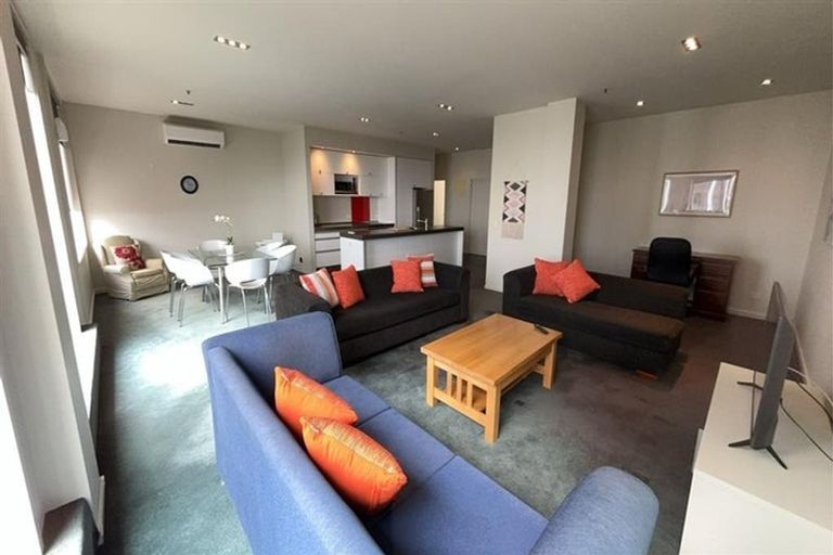Photo of property in 22 Liardet Apartments, 201/22 Liardet Street, New Plymouth, 4310