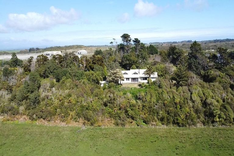 Photo of property in 888 Cape Foulwind Road, Cape Foulwind, Westport, 7892