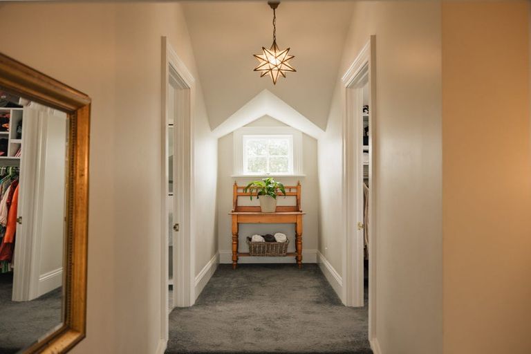 Photo of property in 31 Richmond Avenue, Northcote Point, Auckland, 0627