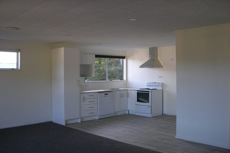 Photo of property in 2/7 Venus Place, Whitby, Porirua, 5024