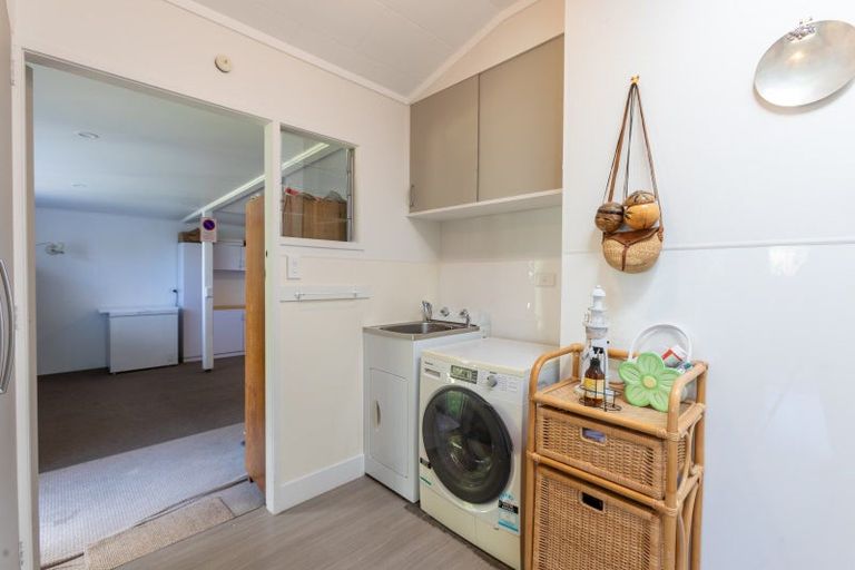 Photo of property in 68 Guy Street, Dannevirke, 4930