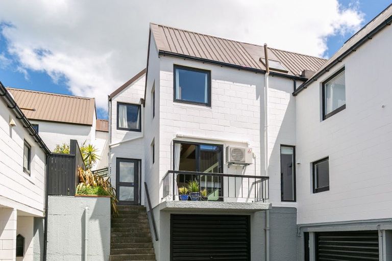 Photo of property in Pitarua Court, 11u2 Pitarua Street, Thorndon, Wellington, 6011