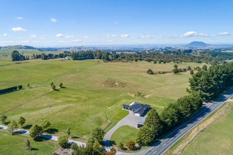 Photo of property in 1398 Poihipi Road, Oruanui, Taupo, 3377