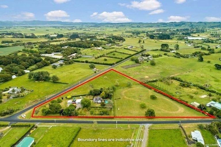 Photo of property in 86 Hull Road, Waiuku, 2682