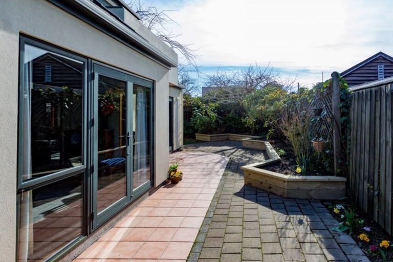Photo of property in 56 Creyke Road, Ilam, Christchurch, 8041
