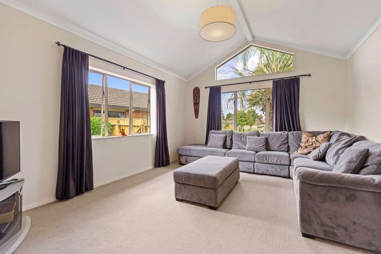 Photo of property in 4 Lockhart Place, Rototuna, Hamilton, 3210