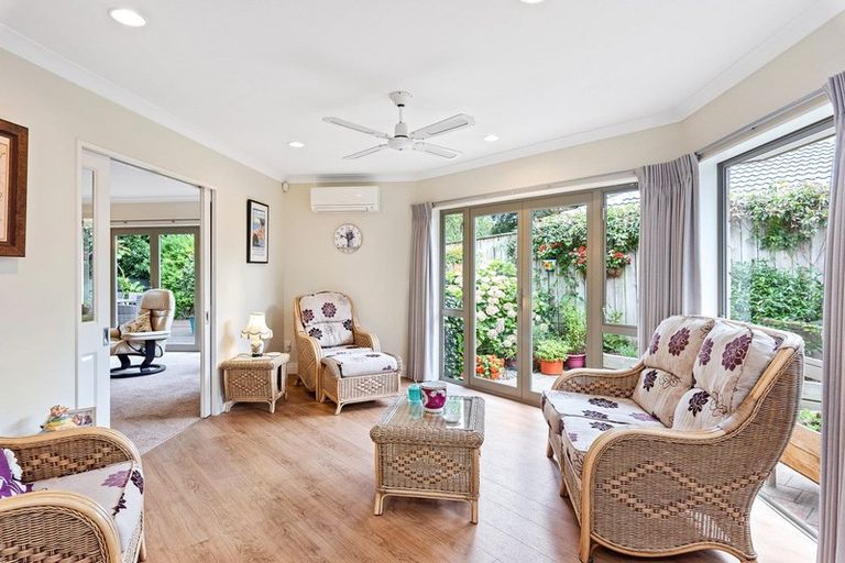 Photo of property in 3 Koromiko Glen, Waikanae, 5036