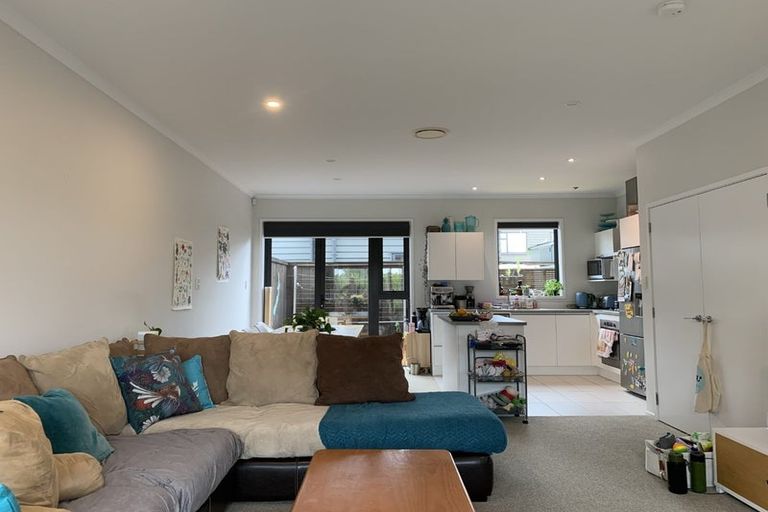 Photo of property in 27 Saltmarsh Road, Hobsonville, Auckland, 0616