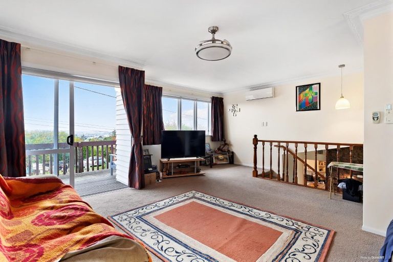 Photo of property in 247 Don Buck Road, Massey, Auckland, 0614