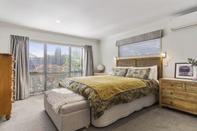 Photo of property in 14 Putaka Place, Papamoa Beach, Papamoa, 3118