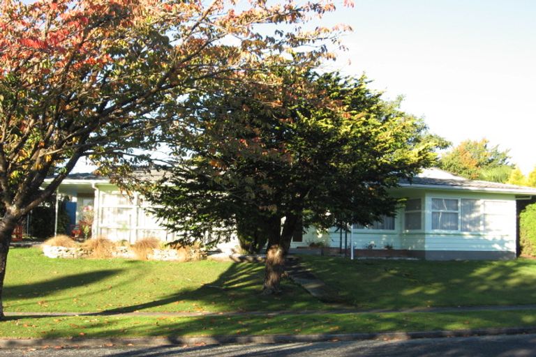 Photo of property in 1 Kotare Place, Tokoroa, 3420