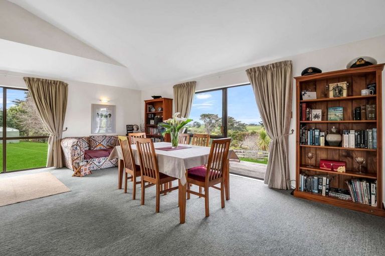 Photo of property in 245 Taurangaruru Road, Karioitahi, Waiuku, 2683