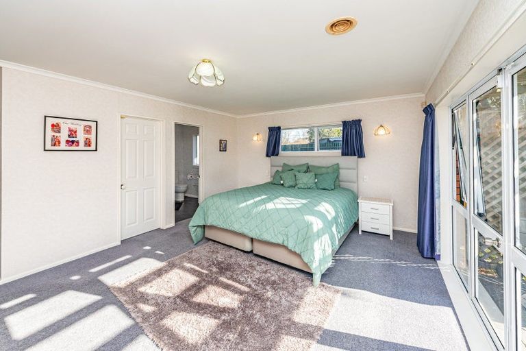 Photo of property in 6 Porritt Street, Saint Johns Hill, Whanganui, 4500