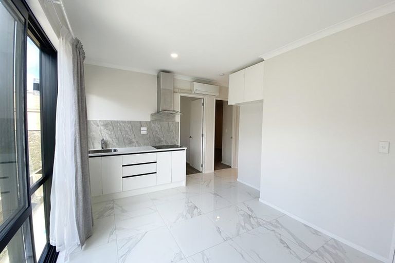 Photo of property in 81 Drumbuoy Drive, Flat Bush, Auckland, 2019