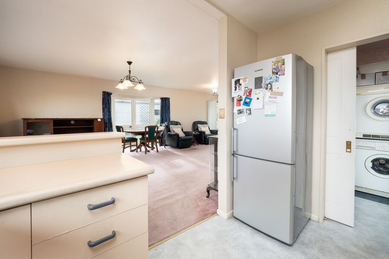 Photo of property in 43a Mortlake Street, Islington, Christchurch, 8042