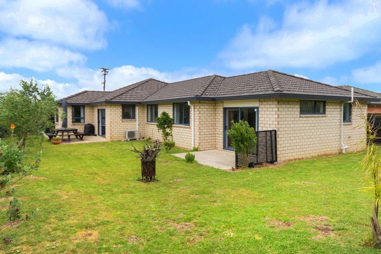 Photo of property in 74 Kaiwaka Road, Waiuku, 2123