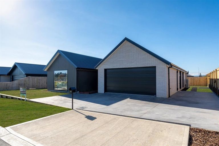 Photo of property in 34 Greenway Crescent, Hope, Richmond, 7020