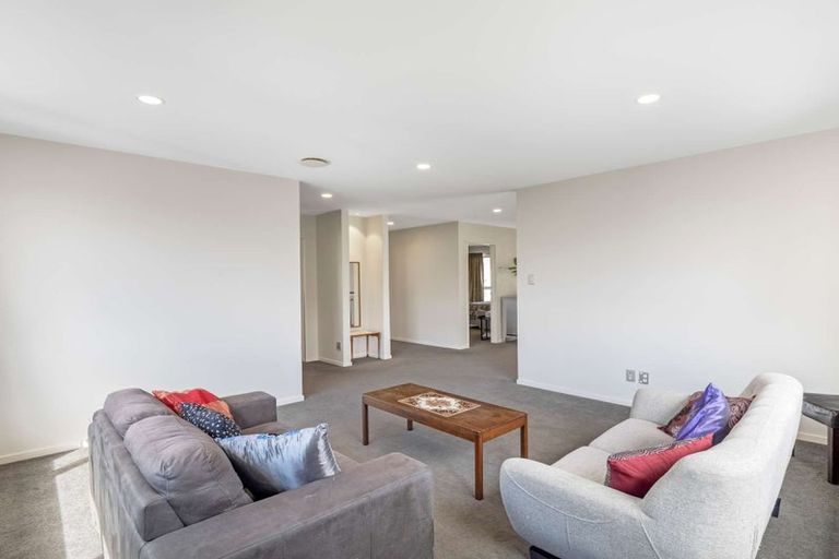 Photo of property in 9 Cooladawson Drive, Flat Bush, Auckland, 2019