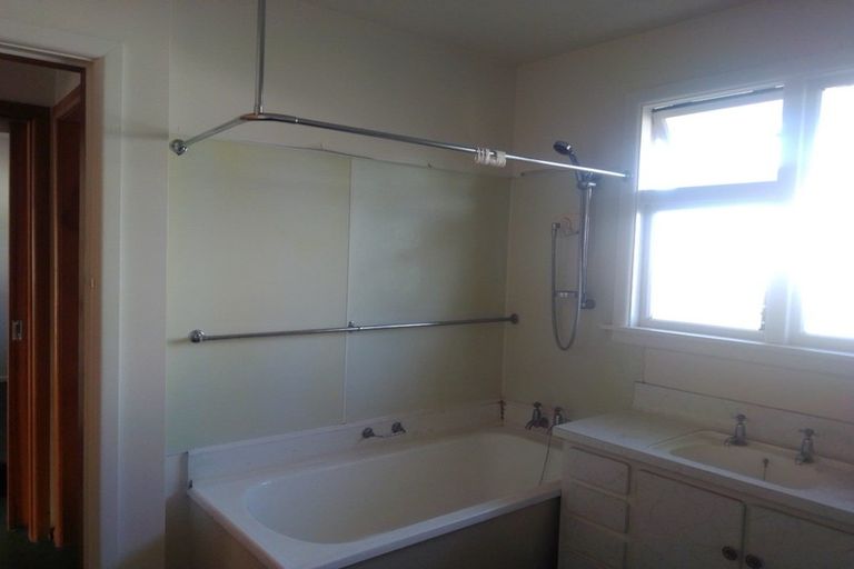 Photo of property in 1/192 Olliviers Road, Linwood, Christchurch, 8011