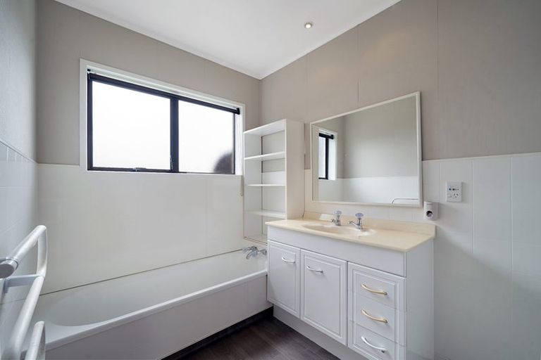 Photo of property in 99 Kaipara Portage Road, Riverhead, 0820