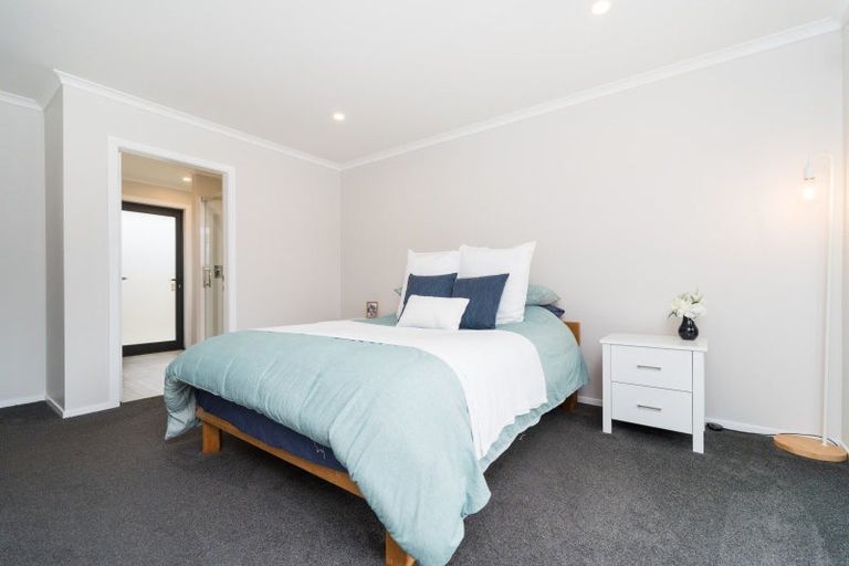 Photo of property in 97 Freedom Drive, Kelvin Grove, Palmerston North, 4470