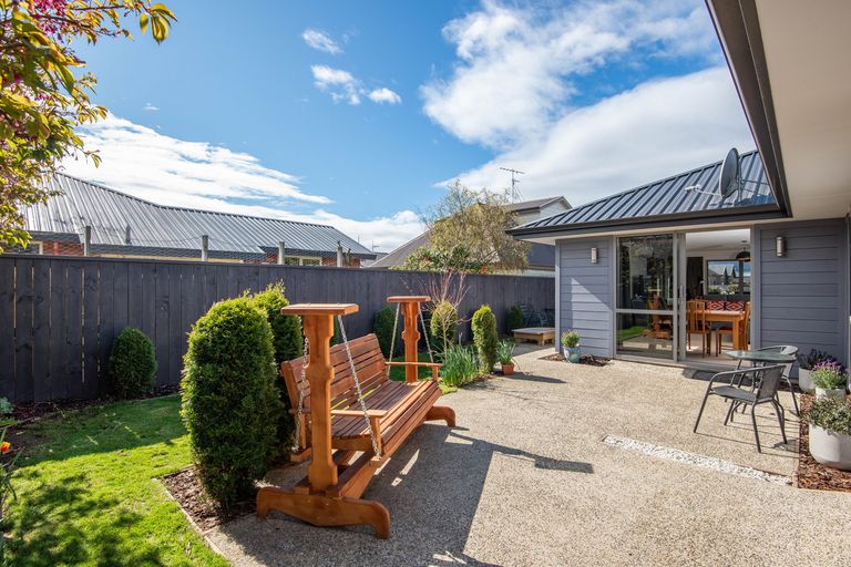 Photo of property in 58 Silverstream Drive, Mosgiel, 9024