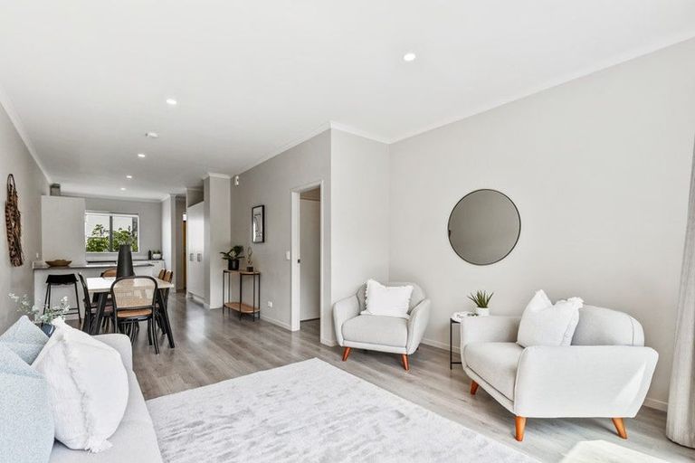 Photo of property in 7/6 Onekiritea Road, Hobsonville, Auckland, 0616