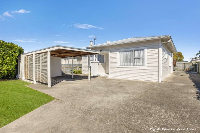 Photo of property in 1/705 Heretaunga Street East, Parkvale, Hastings, 4122