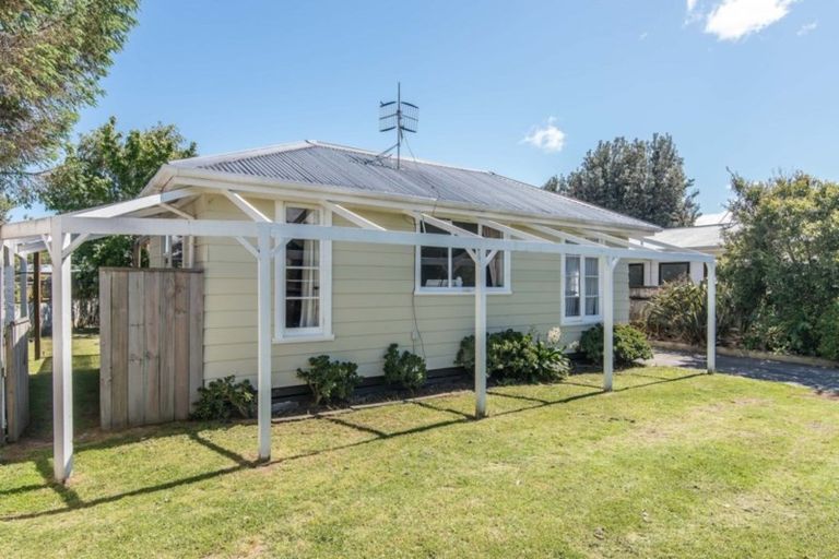 Photo of property in 34 Linwood Drive, Paraparaumu, 5032