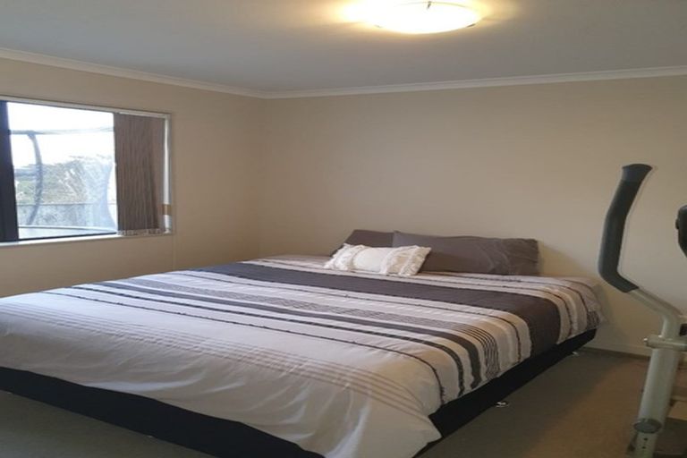 Photo of property in 91 Keri Vista Rise, Papakura, 2110