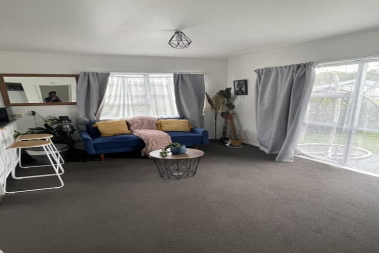 Photo of property in 2/23 Nelson Street, Helensville, 0800