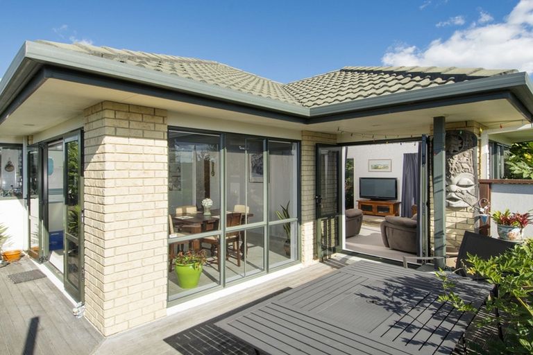 Photo of property in 1 Kochia Avenue, Pyes Pa, Tauranga, 3112