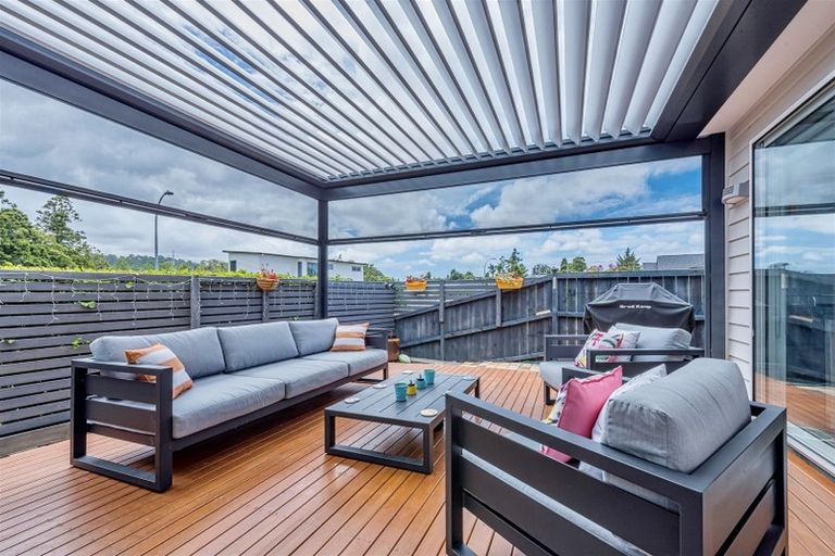 Photo of property in 20c Duke Street, Riverhead, 0820