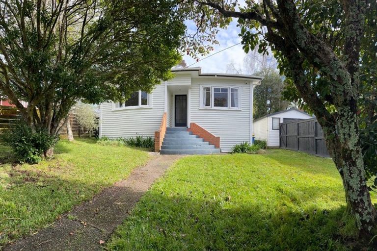 Photo of property in 46 Rua Road, Glen Eden, Auckland, 0602