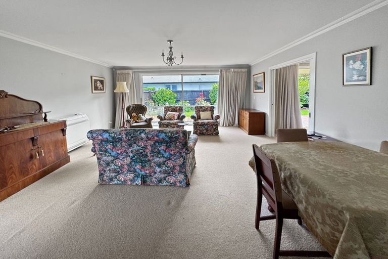 Photo of property in 1/10 Searells Road, Strowan, Christchurch, 8052