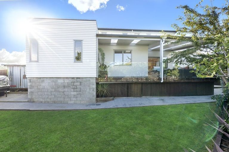 Photo of property in 136 Voyager Drive, Gulf Harbour, Whangaparaoa, 0930