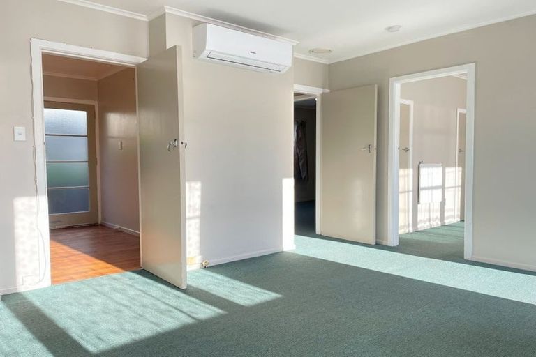 Photo of property in 35 Dunns Street, Silverstream, Upper Hutt, 5019