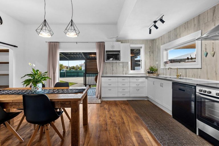 Photo of property in 923 Railway Road, Raureka, Hastings, 4120