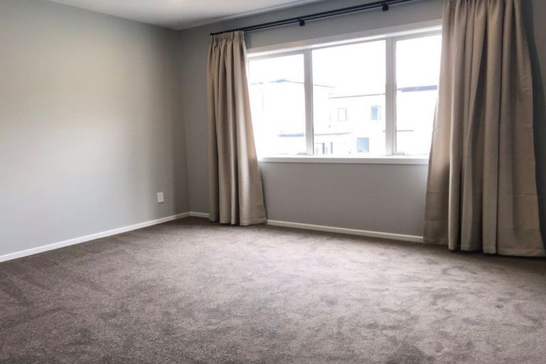 Photo of property in 13 Kota Lane, Hobsonville, Auckland, 0616