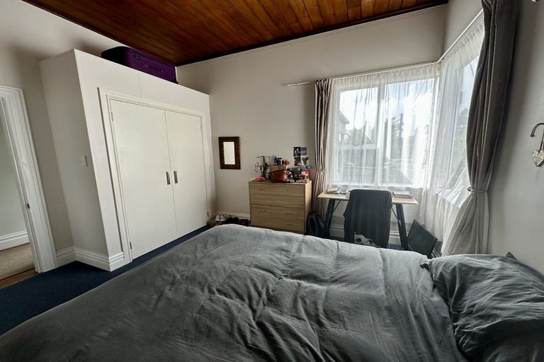 Photo of property in 164 Molesworth Street, New Plymouth, 4312