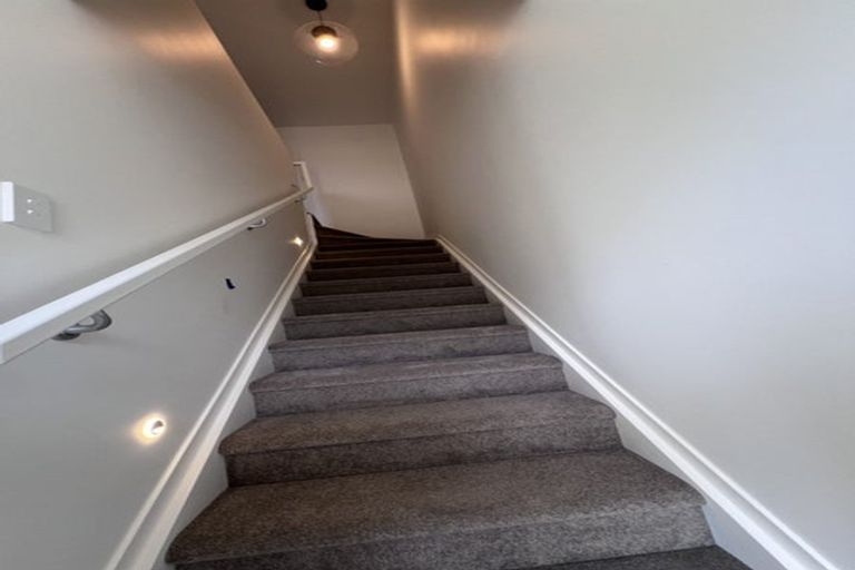 Photo of property in 7 Sheralee Place, Bucklands Beach, Auckland, 2014