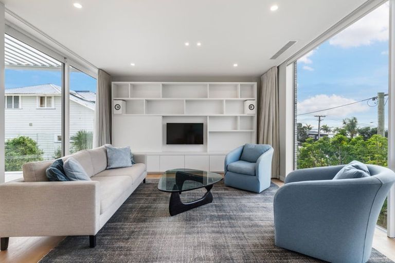 Photo of property in 20 Cameron Street, Takapuna, Auckland, 0622